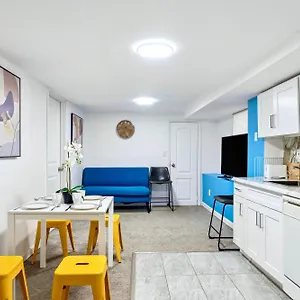 Luxury Lower Ground 2bd - Manhattan Beach , New York United States