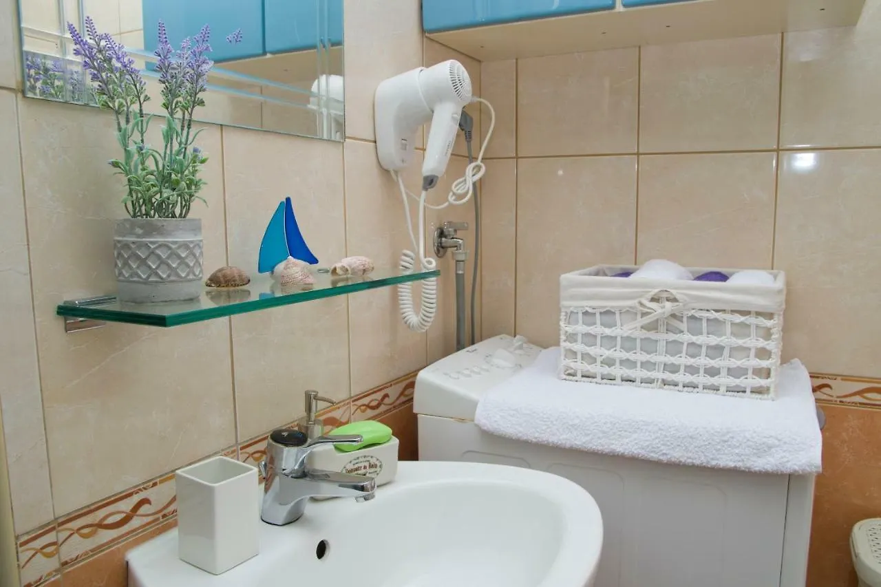 Apartment Port View-5 Min From Center Croatia